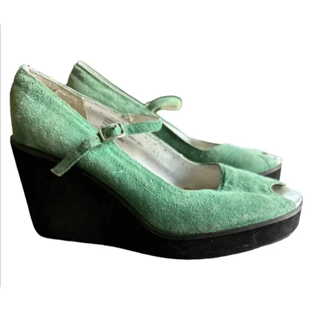 Y2k Vintage 90s Very Volatile Size 8 Green Wedge Heel